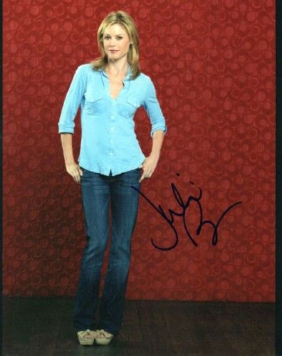 Julie Bowen - MODERN FAMILY
