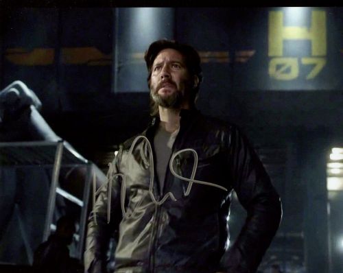 Henry Ian Cusick from the TV series THE 100