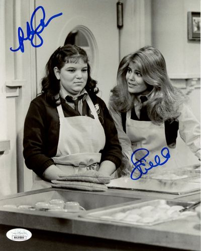 Lisa Whelchel / Mindy Cohn from the TV series FACTS OF LIFE