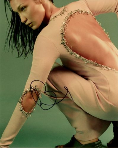 Bella Hadid - Model