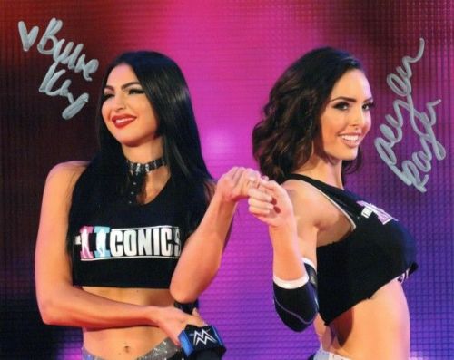 Jessie McKay / Cassie Lee - THE IICONICS