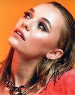 Madison Iseman - (Earn 4 reward points on this item worth $1.00)