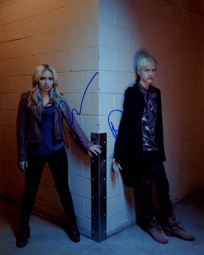 Natalie Alyn Lind / Percy Hynes White from the TV series THE GIFTED