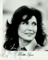 Loretta Lynn (1932-2022) COUNTRY LEGEND