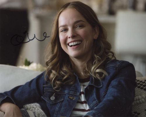 Allison Miller from the TV series A MILLION LITTLE THINGS