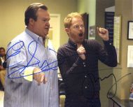 Eric Stonestreet / Jessie Tyler Ferguson - (Earn 6 reward points on this item worth $1.50)