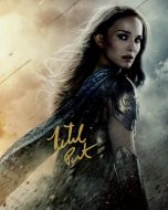 Natalie Portman from the movie THOR - (Earn 27 reward points on this item worth £5.10)