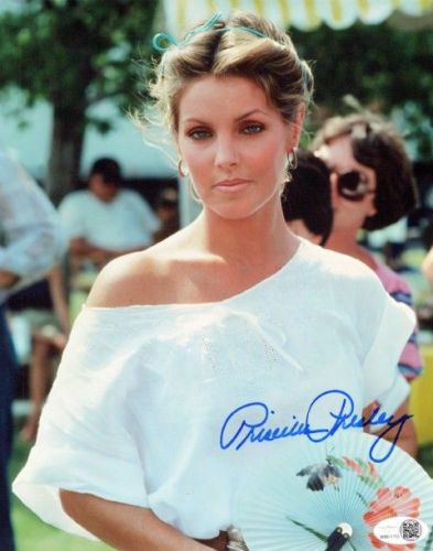 Priscilla Presley  JSA