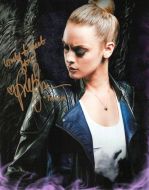 Rachel Skarsten - LOST GIRL - (Earn 3 reward points on this item worth €0.66)